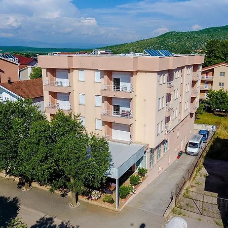 Hotel Villa Monako Меджугорье Экстерьер фото