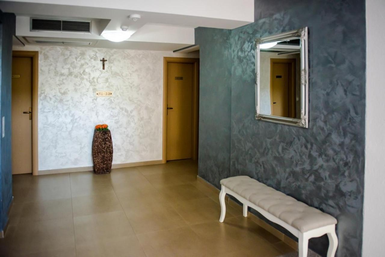 Hotel Villa Monako Меджугорье Экстерьер фото