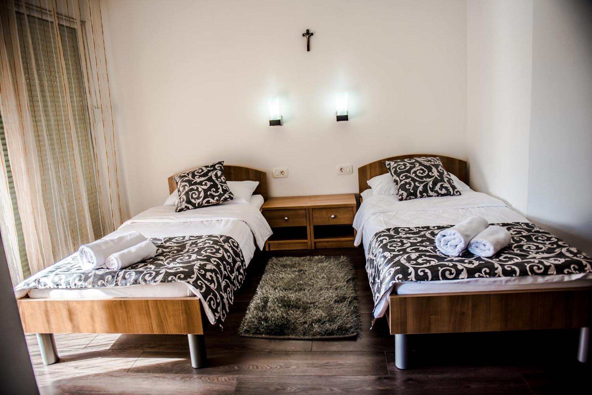 Hotel Villa Monako Меджугорье Экстерьер фото