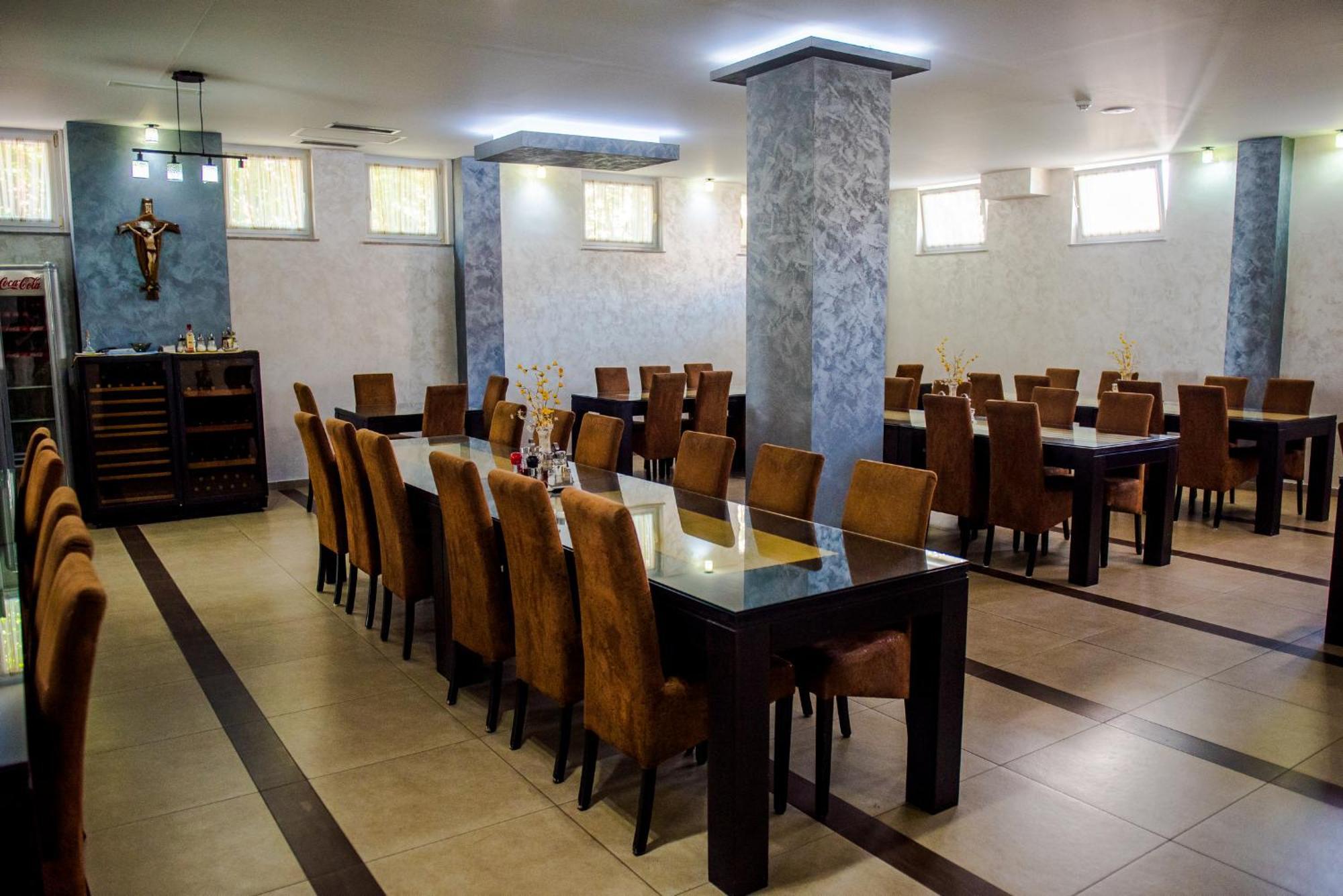 Hotel Villa Monako Меджугорье Экстерьер фото