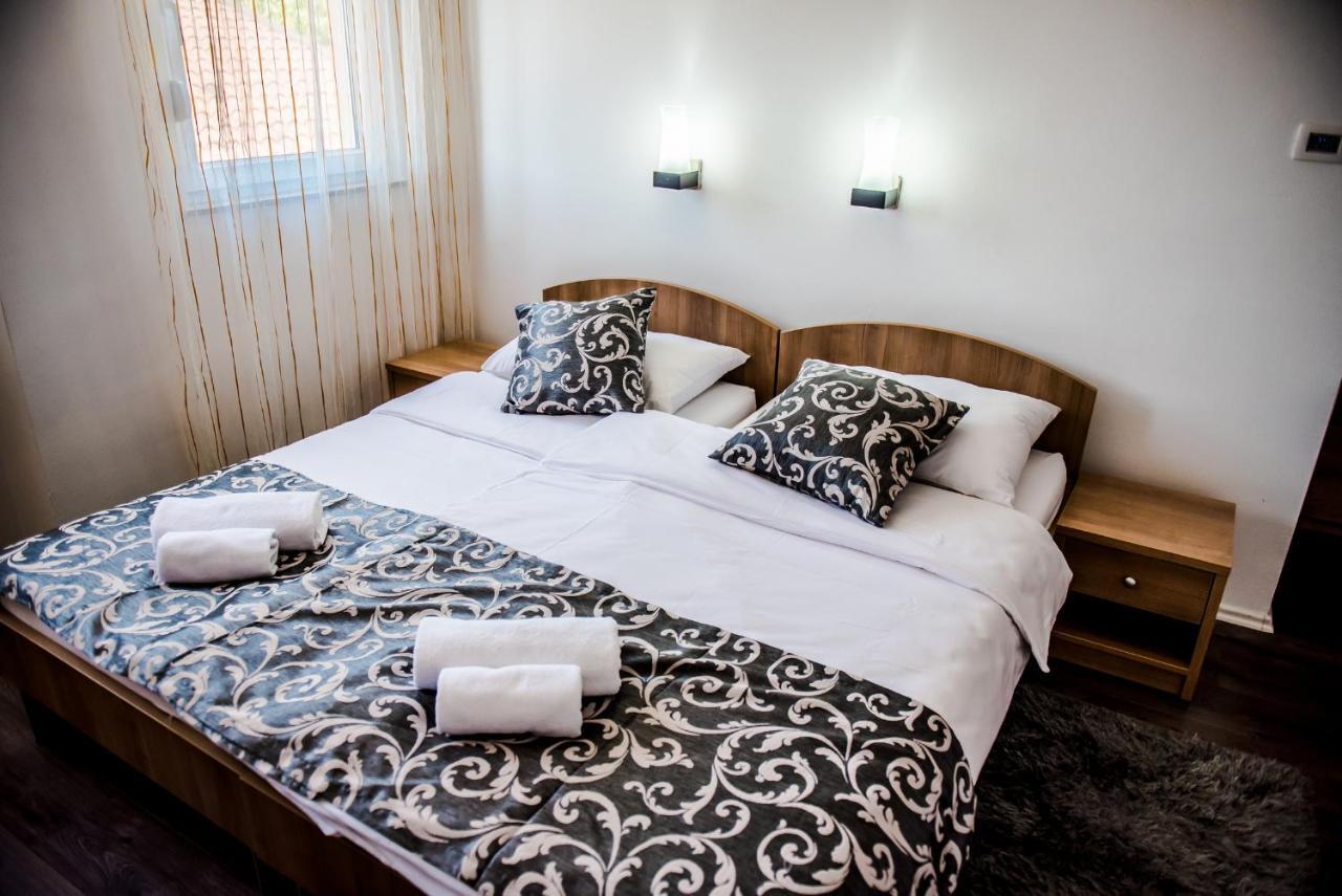 Hotel Villa Monako Меджугорье Экстерьер фото